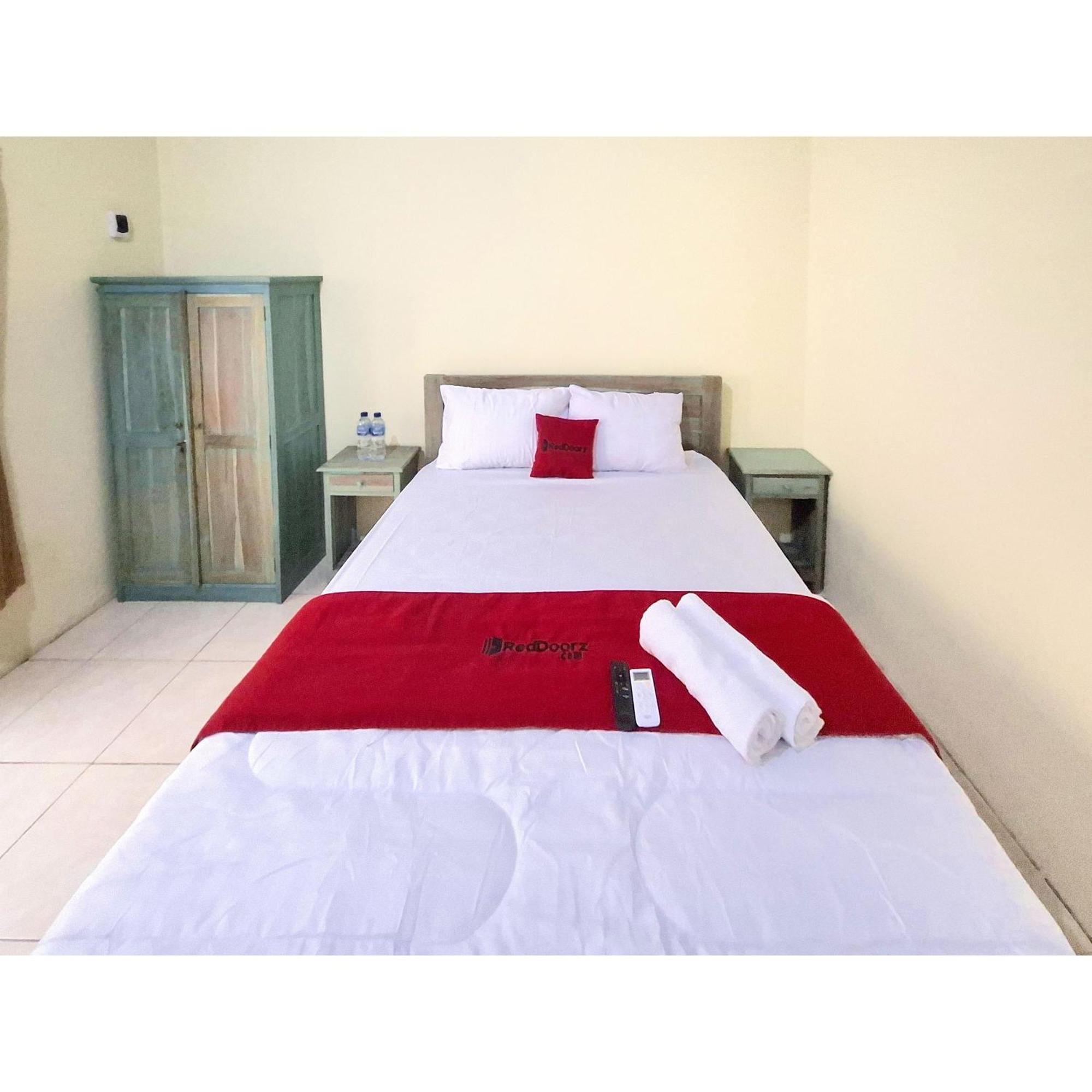 Reddoorz Near Alun Alun Jepara Kesembu 외부 사진