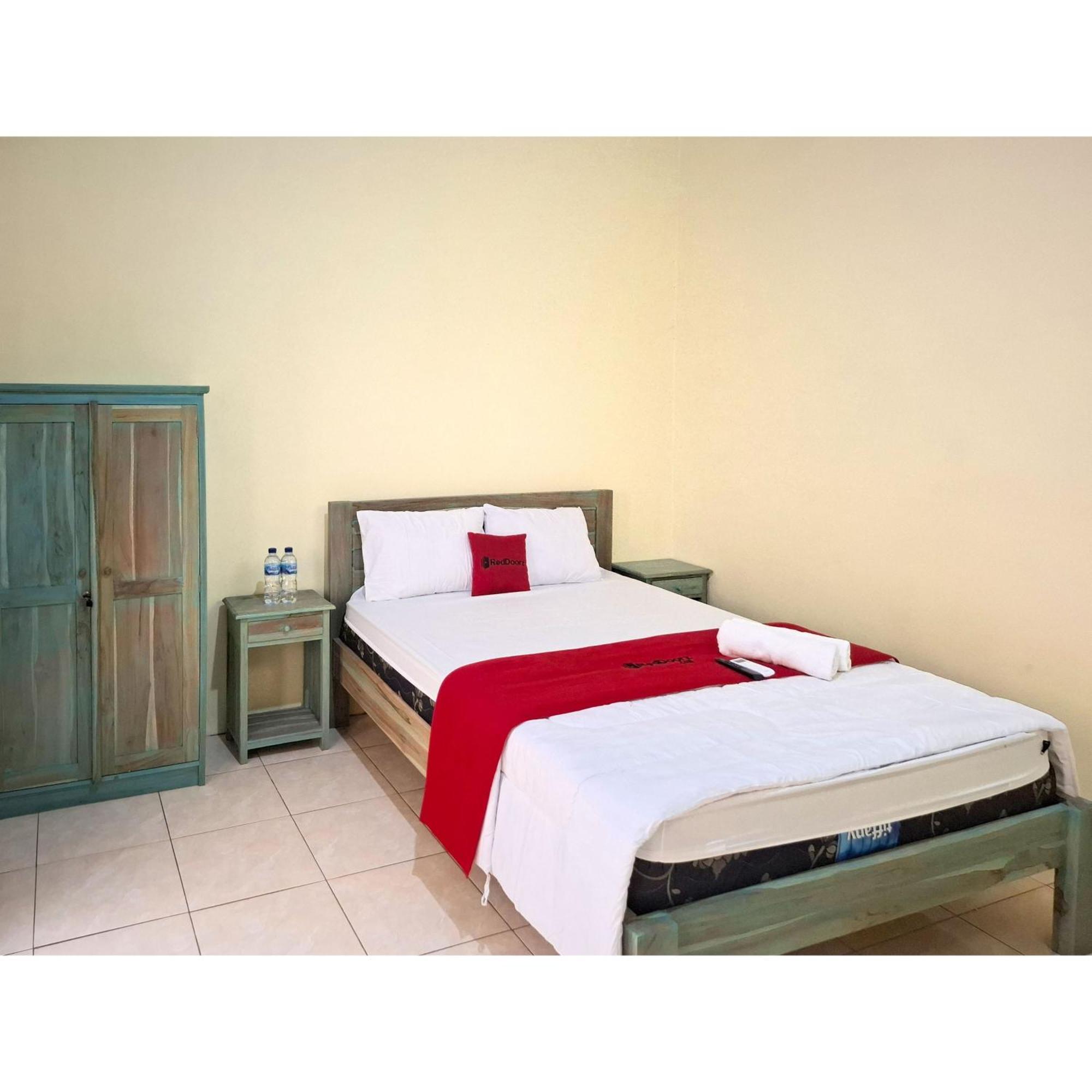 Reddoorz Near Alun Alun Jepara Kesembu 외부 사진